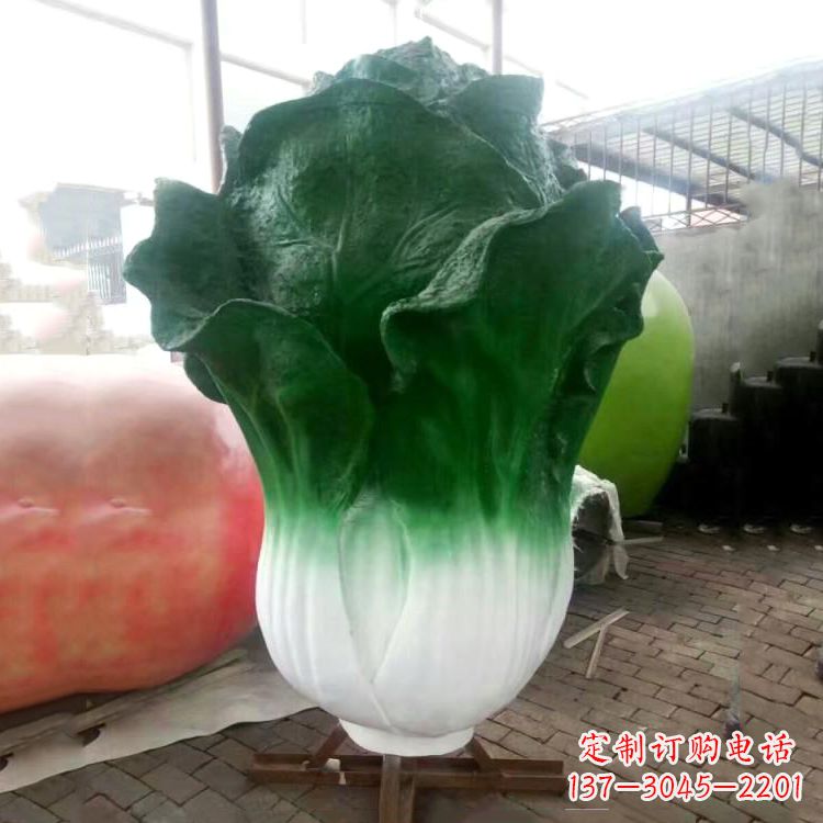 綠色白菜雕塑,傳遞健康生活的美好 綠色白菜雕塑,傳遞健康生活的美好