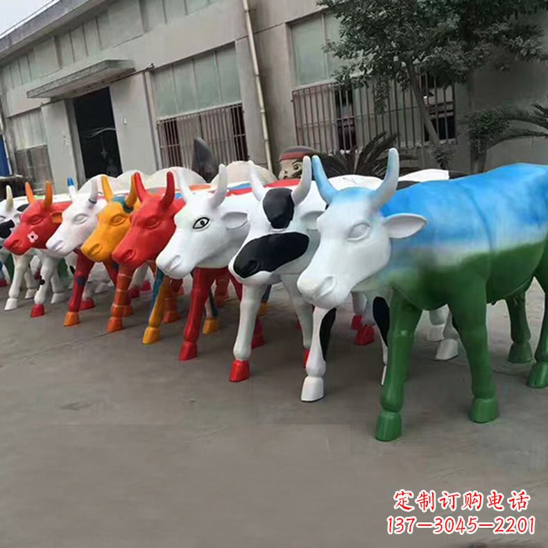 玻璃鋼雕塑彩繪卡通牛 (1)
