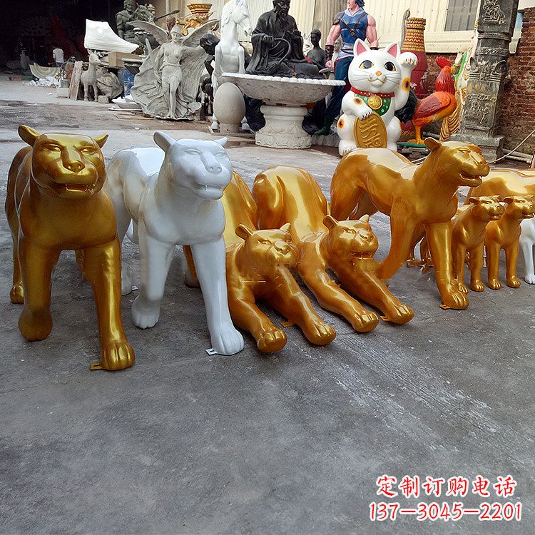 玻璃鋼金錢豹雕塑，定制精美動物雕塑擺件