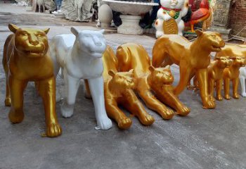 玻璃鋼金錢豹雕塑，定制精美動(dòng)物雕塑擺件