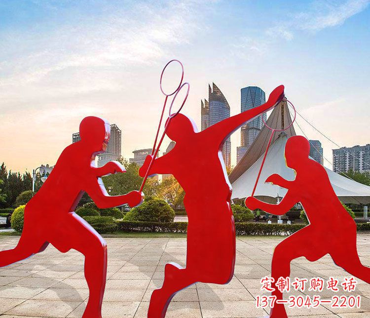 羽毛球雕塑：以不銹鋼為原料的精美藝術品