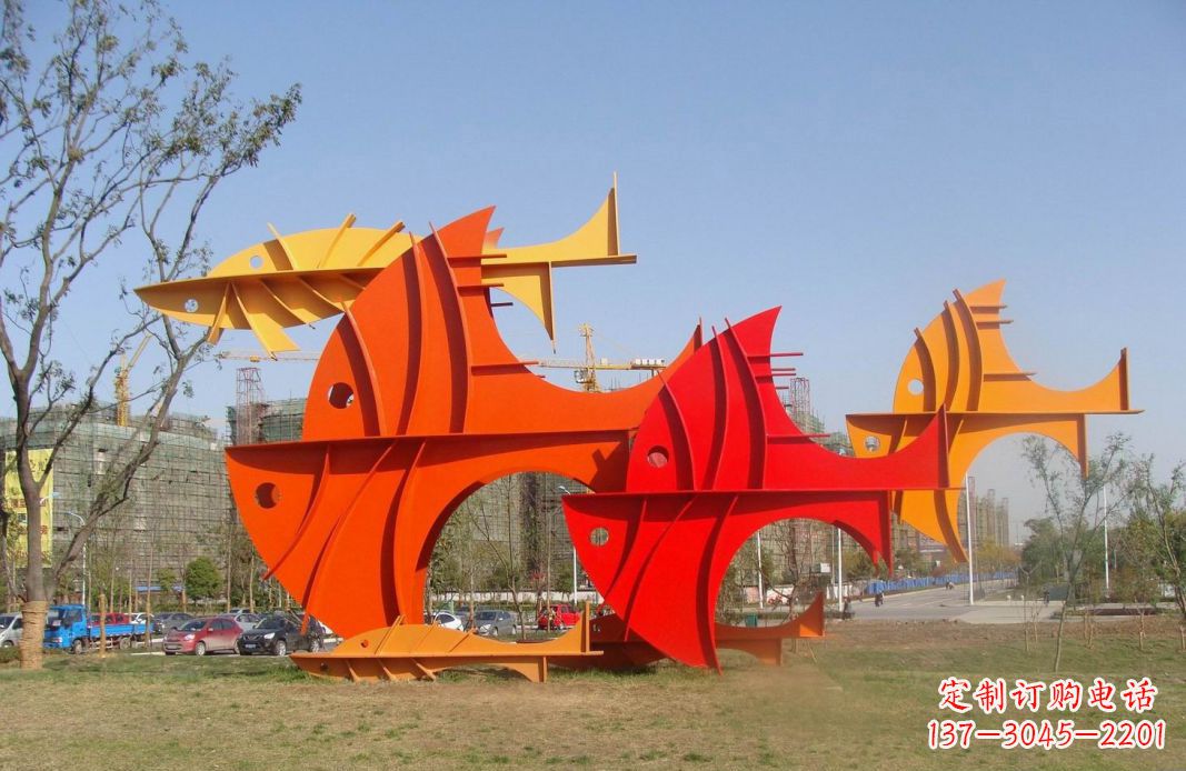 不銹鋼抽象魚廣場雕塑