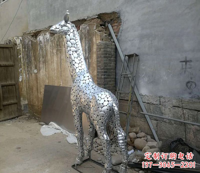 精美不銹鋼長頸鹿雕塑