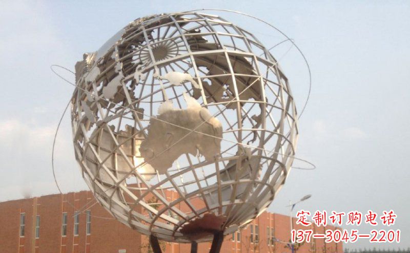 不銹鋼地球雕塑——一件集美麗與堅固于一身的藝術品