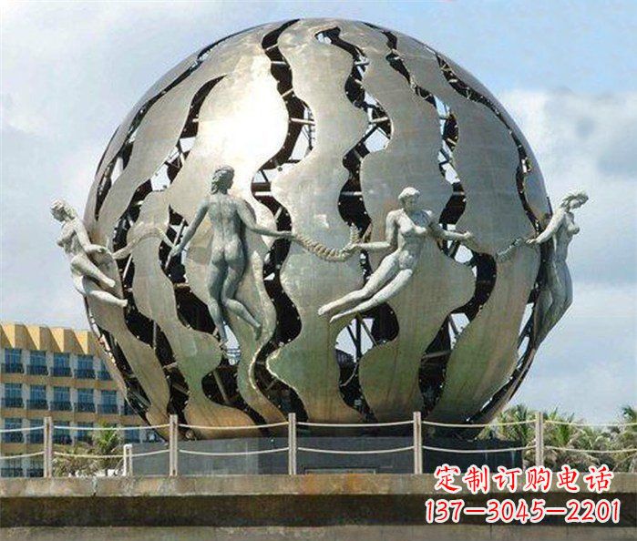 不銹鋼地球雕塑一座精致而又充滿著力量的藝術作品