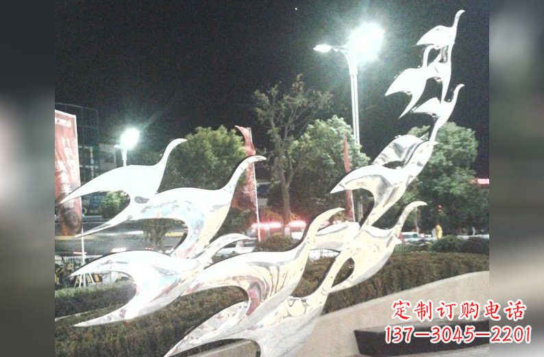 不銹鋼大雁雕塑一種高雅的藝術美學