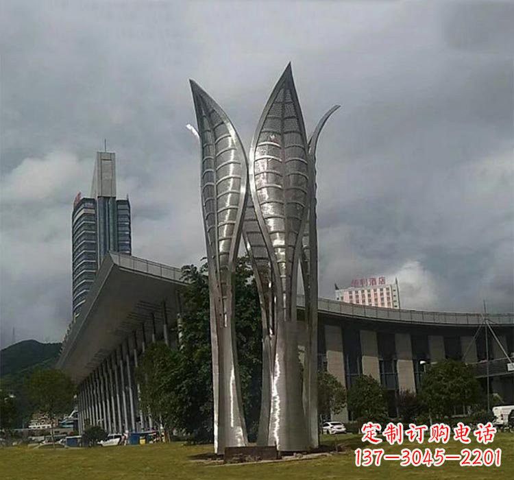 不銹鋼公園大型樹葉雕塑：精美絕倫