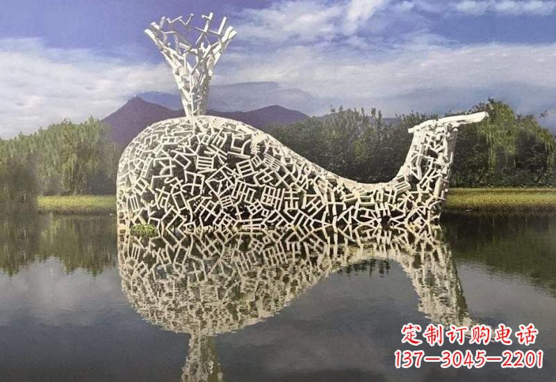 不銹鋼公園大型鏤空噴水鯨魚雕塑