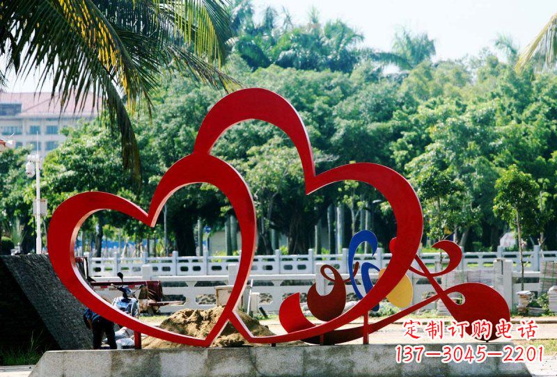 不銹鋼公園心心相印心形雕塑