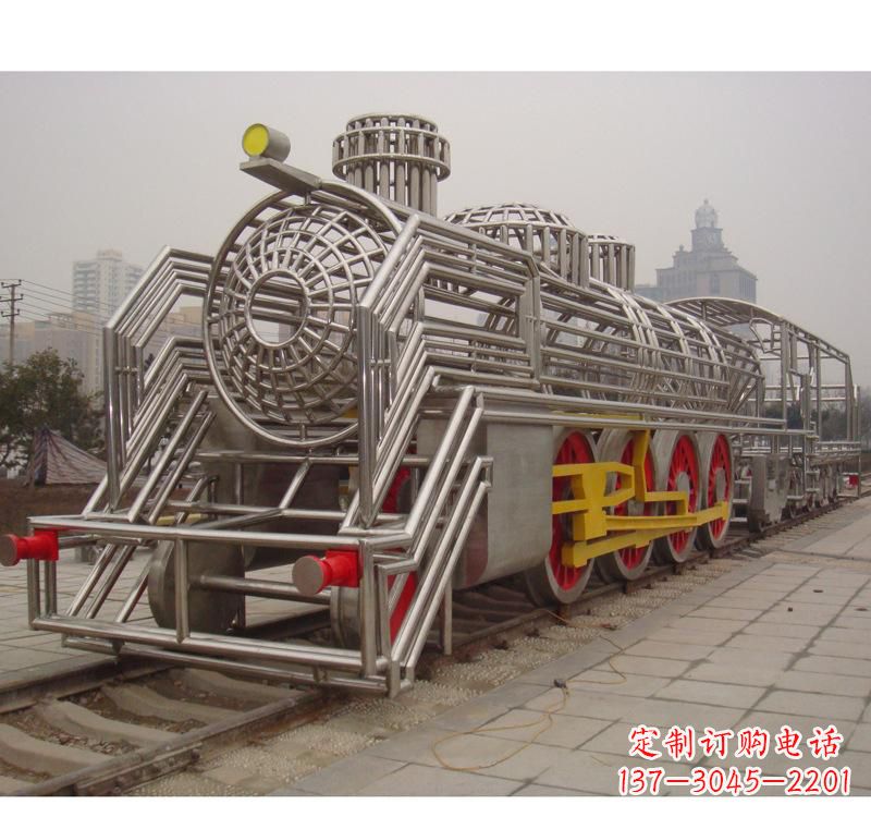 不銹鋼火車雕塑