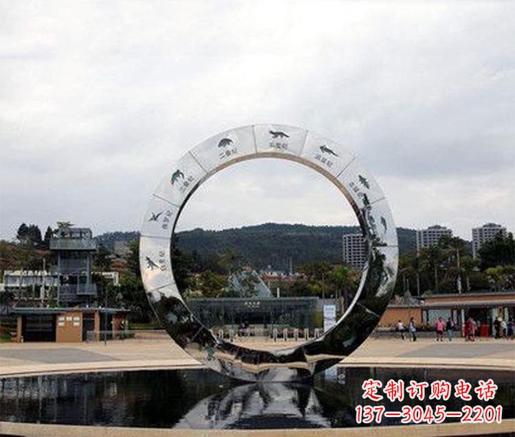 不銹鋼恐龍浮雕圓環雕塑