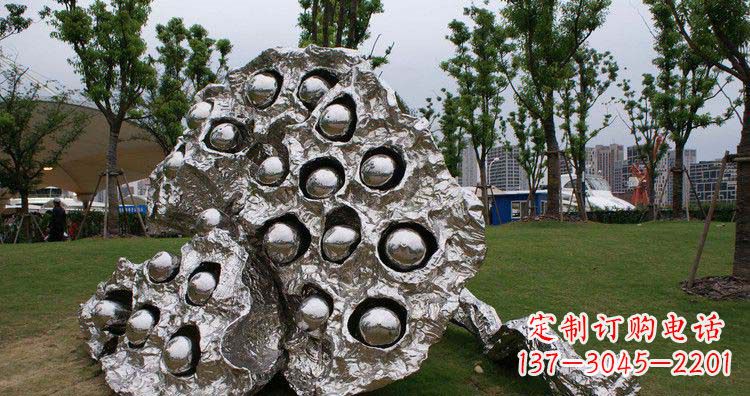 不銹鋼蓮蓬精美雕塑鑄就華麗景觀 不銹鋼蓮蓬精美雕塑鑄就華麗景觀