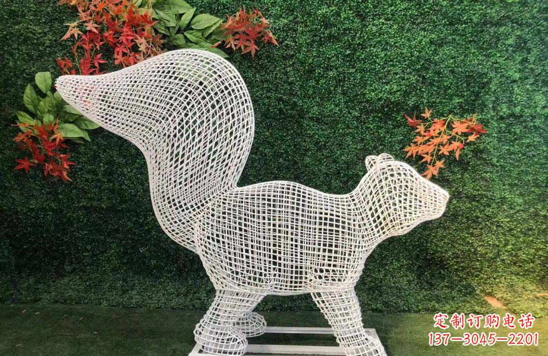 不銹鋼松鼠雕塑：藝術與精美結合