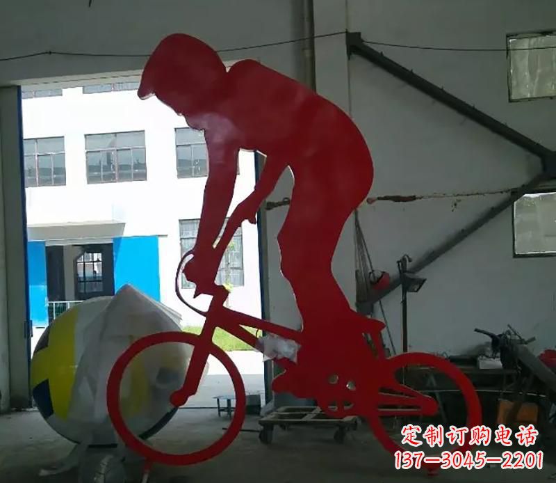 不銹鋼自行車雕塑激發(fā)自行車運動的熱情