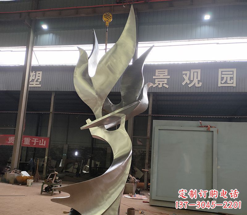 不銹鋼天鵝雕塑傳承自然之美