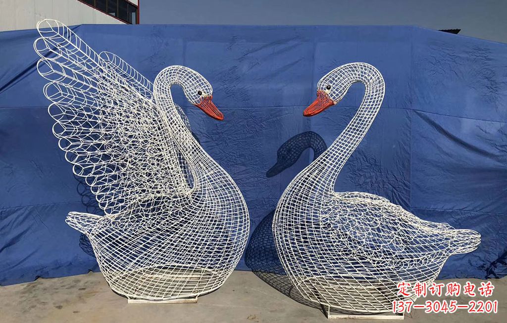 不銹鋼網格天鵝雕塑-公園園林草坪動物擺件