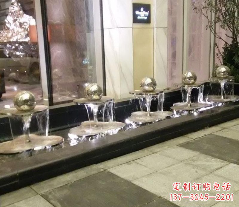 不銹鋼小噴泉雕塑——美化環境的藝術
