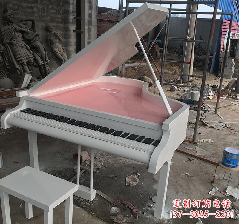 不銹鋼校園鋼琴雕塑發出音樂的藝術