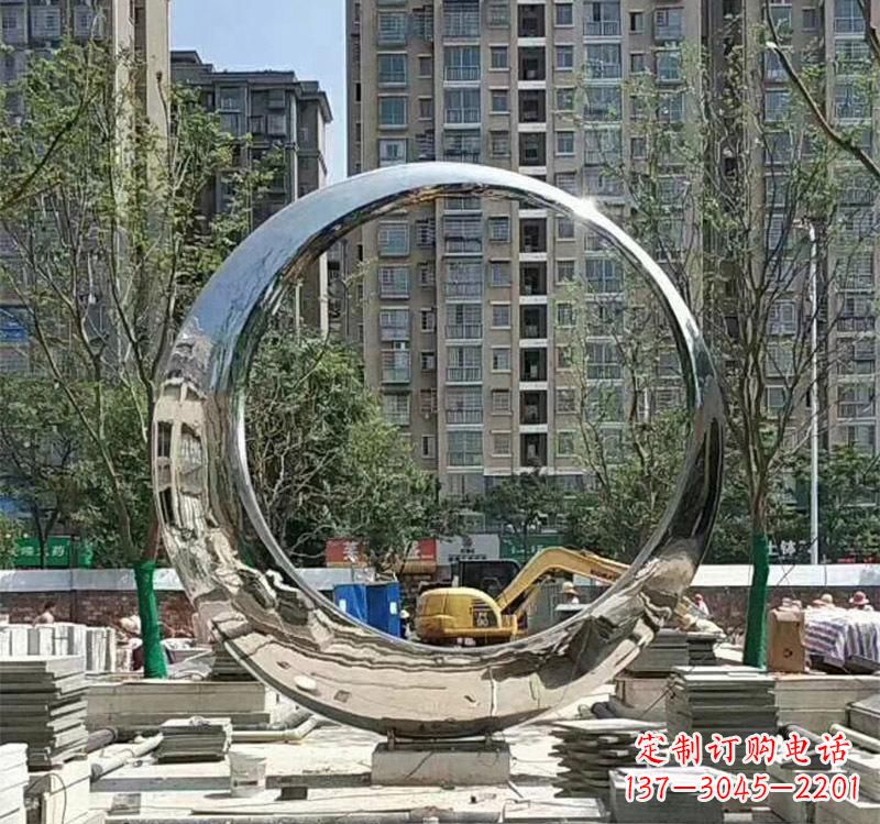 不銹鋼藝術圓環雕塑