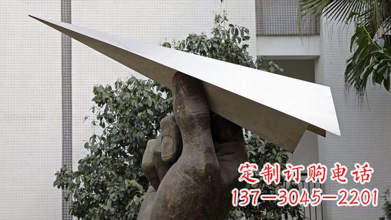 不銹鋼紙飛機景觀雕塑