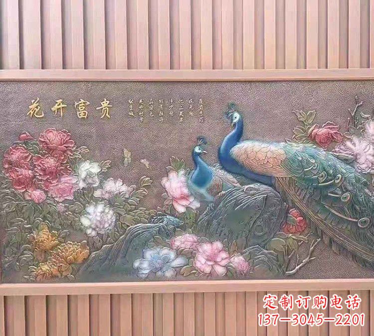 鍛銅孔雀雕塑——精致而神奇的藝術品