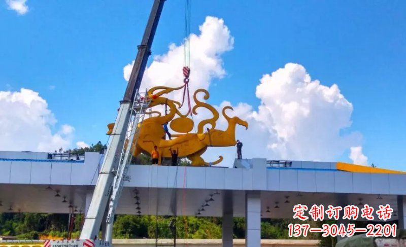 精美不銹鋼龍雕塑，點綴城市之美
