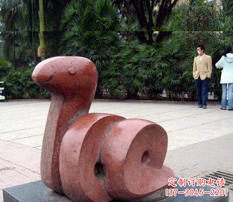 動物雕塑美化公園