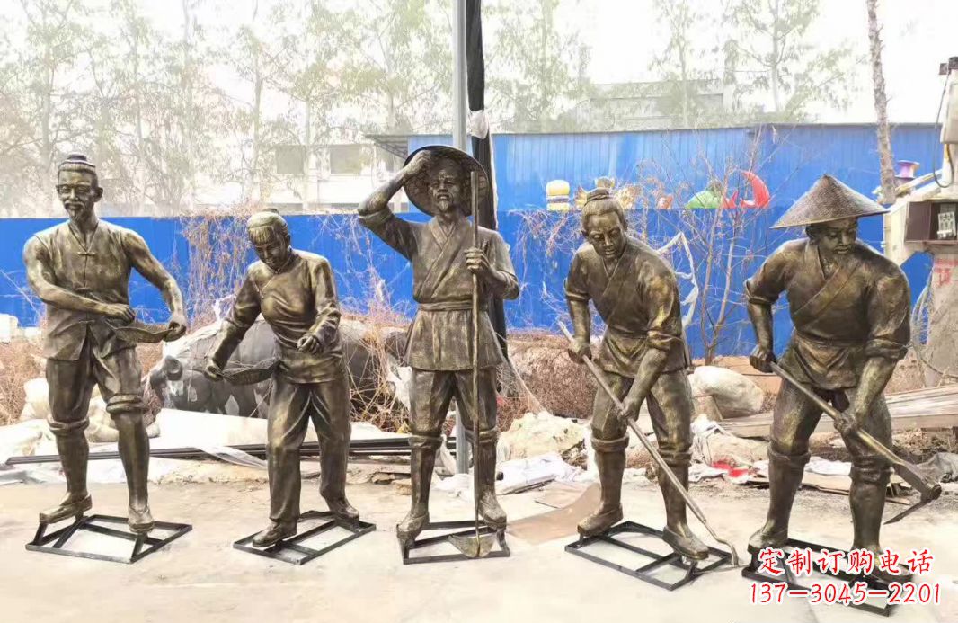 耕種農民人物銅雕塑