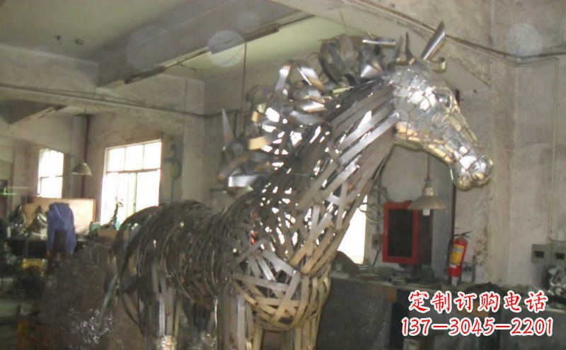 公園不銹鋼抽象馬動物雕塑