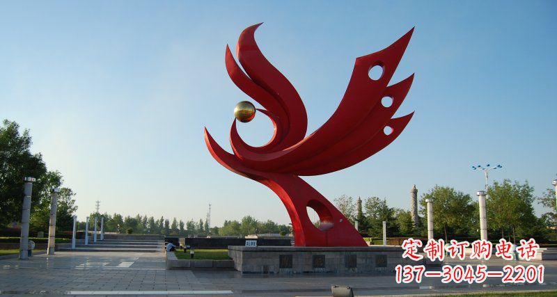 鳳凰雕塑——濃縮的美麗傳統
