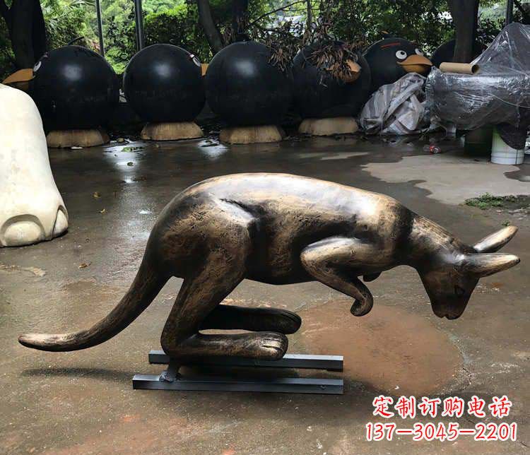 中領雕塑袋鼠銅雕