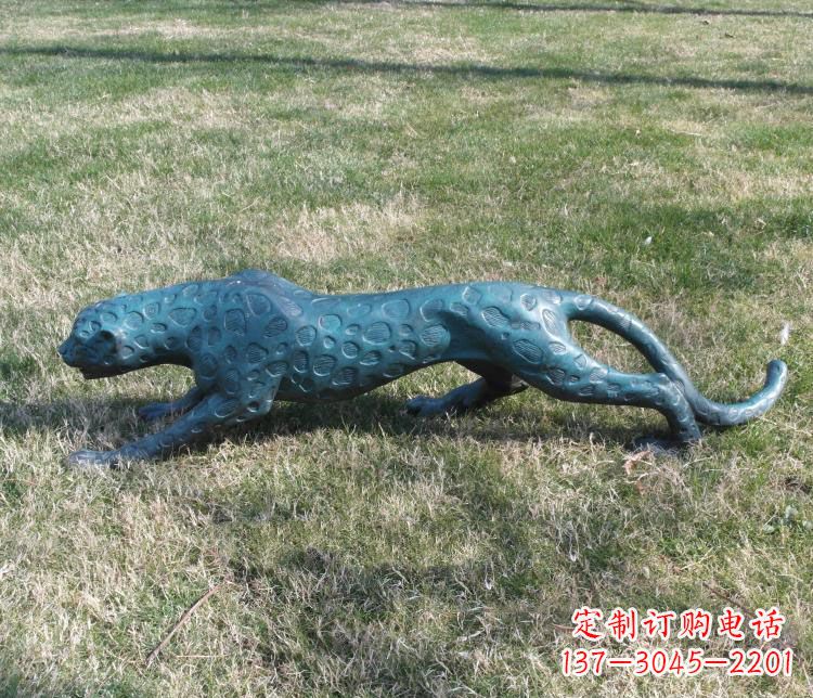 公園金錢(qián)豹銅雕