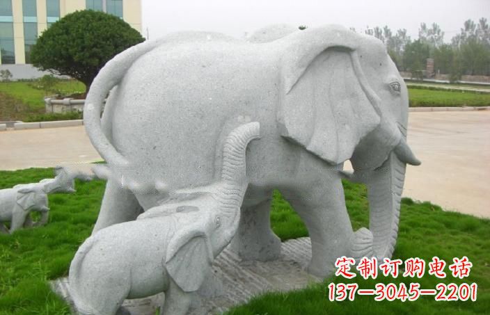 公園石雕母子大象