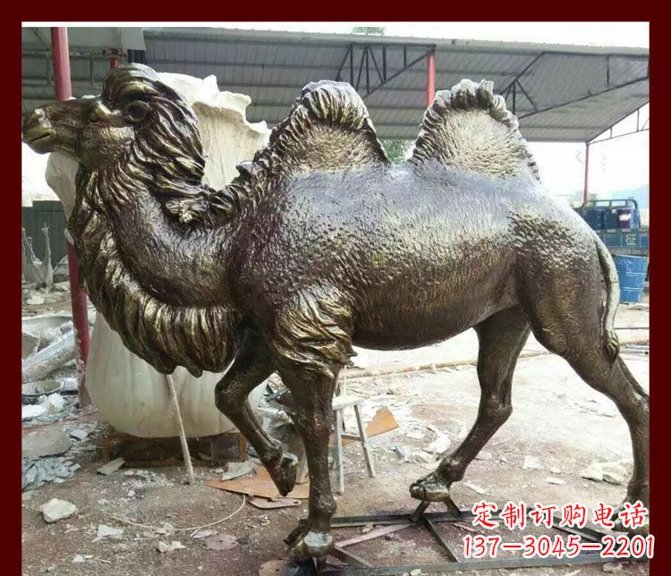 雙峰駱駝銅雕塑，精美絕倫