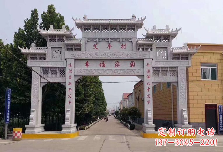 精美古代牌坊雕塑，盡顯貴族品質