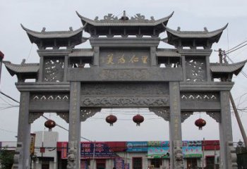 古城牌坊雕塑，讓歷史永久流傳