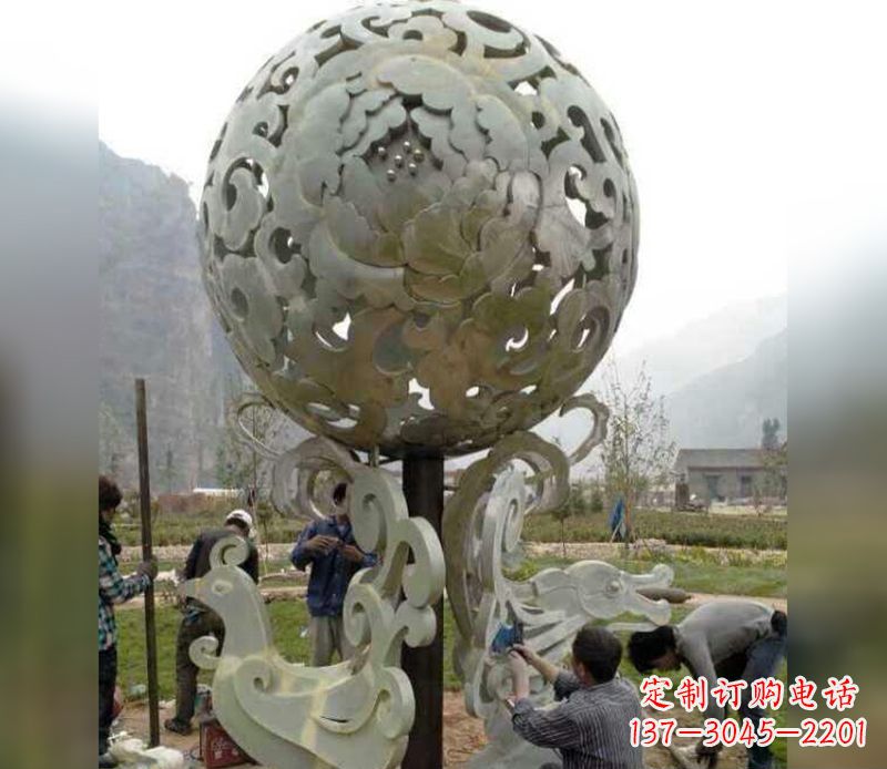 廣場不銹鋼花球雕塑