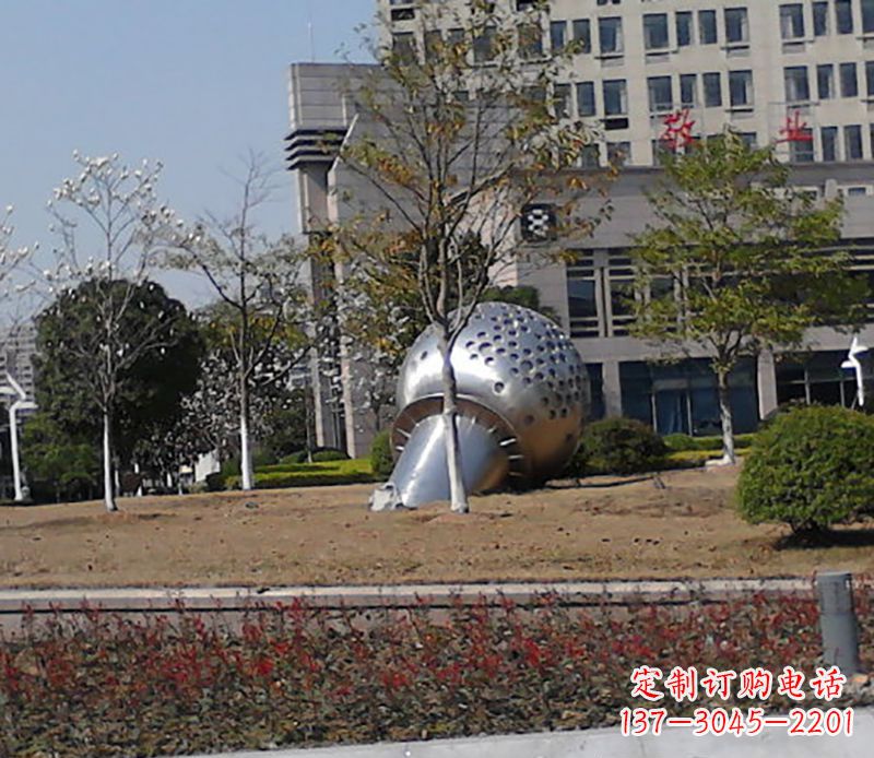廣場不銹鋼話筒雕塑