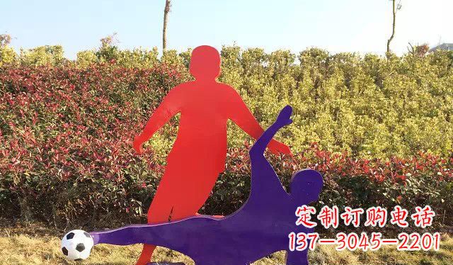 廣場不銹鋼踢足球運動雕塑 (2)