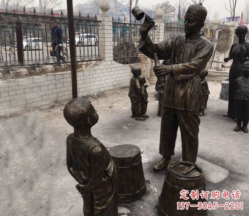 街邊打油的人物小品銅雕