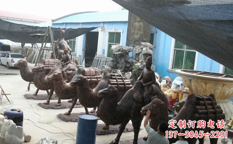 駱駝公園動物銅雕