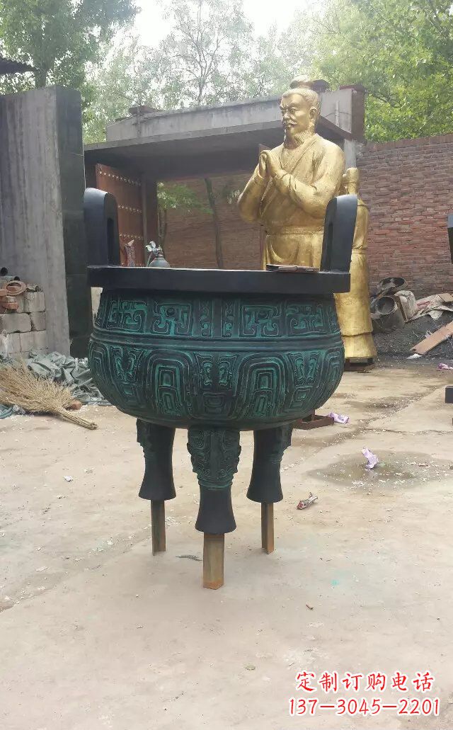 三足青銅鼎雕塑 (3)