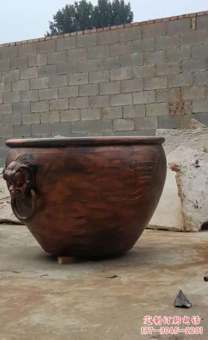 水缸銅雕