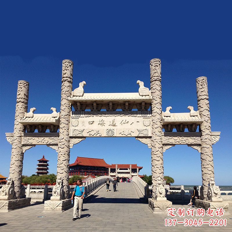 寺院大門無樓石牌坊