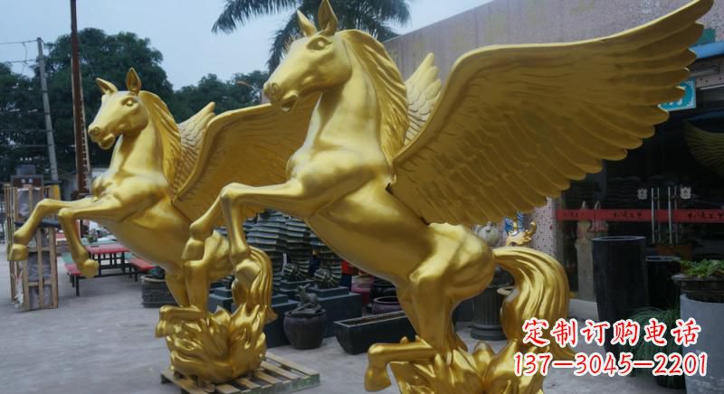 銅雕飛馬