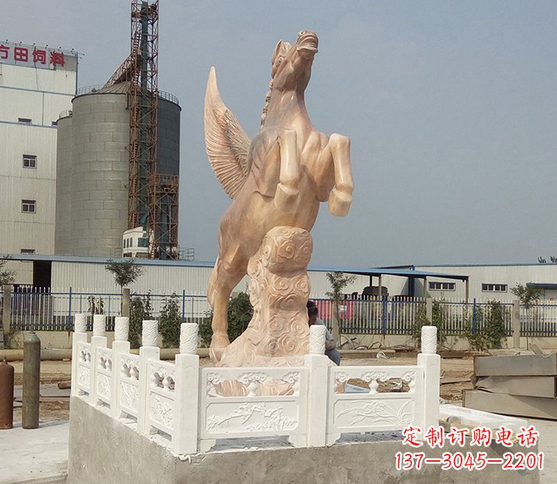晚霞紅祥云飛馬企業景觀石雕