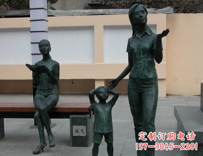 校園人物銅雕 (3)